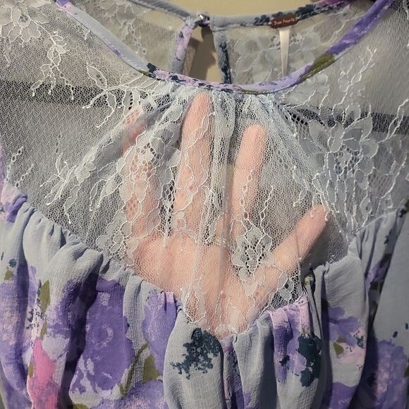 Free People Forever Femme floral print in blue and purple with lace small - Picture 5 of 8